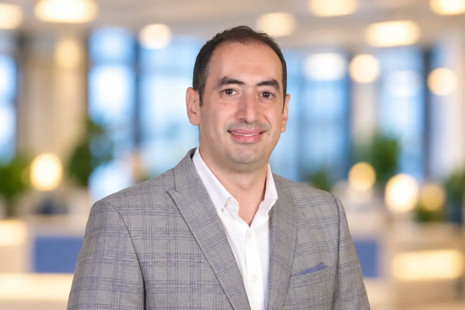 Dr. Faris Ishak